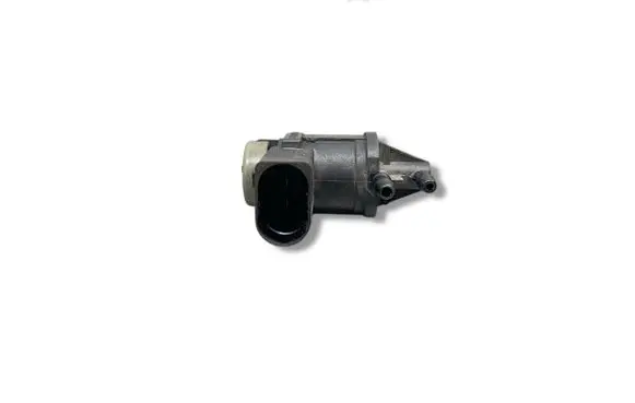 Volkswagen Tiguan Turbo solenoid valve 1K0906283A