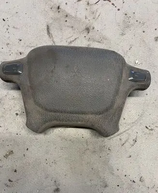 Mitsubishi Pajero Steering wheel airbag BBAGZ83ZAPC 047002606