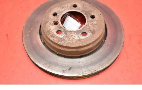 BMW 5 E39 Rear brake disc