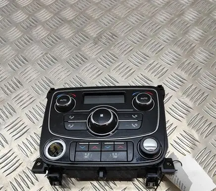 Jaguar XJ X351 Climate control unit AW9318D687DF