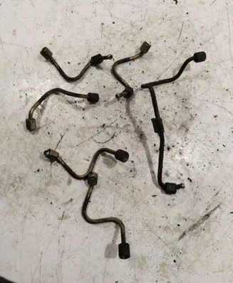 Mercedes-Benz Sprinter W901 W902 W903 W904 Fuel injector supply line/pipe 