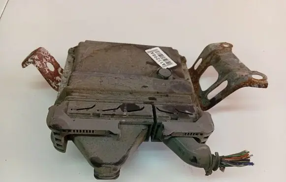 Toyota Yaris Engine control unit/module 896610D310