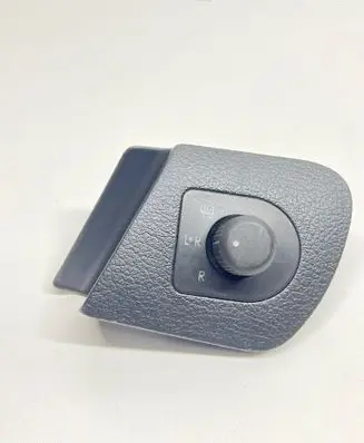 Skoda Octavia Mk1 (1U) Wing mirror switch 1U1867185