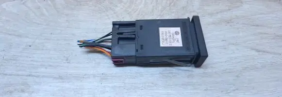 Volkswagen PASSAT B5.5 Hazard light switch 3B0953235C PA66GF30J