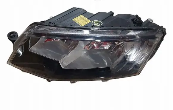 Skoda Octavia Mk3 (5E) Headlight/headlamp 5E1941015