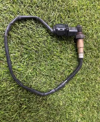 Audi A8 S8 D3 4E Lambda probe sensor 079906262 0258007336