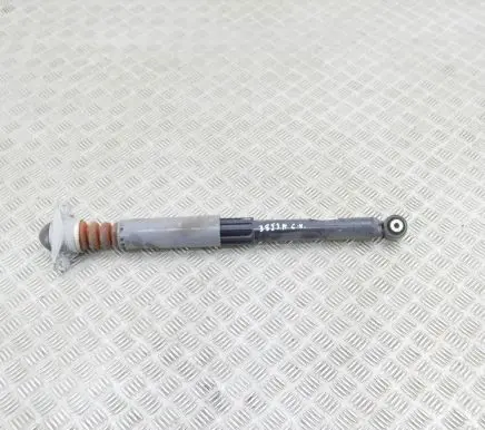 Audi Q2 - Rear shock absorber/damper 5Q0512013KE 5Q0513049HF