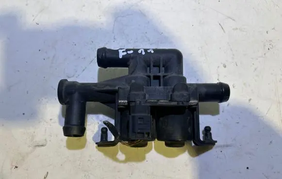 BMW 5 F10 F11 Coolant heater control valve 64119119164