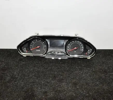 Peugeot 208 Speedometer (instrument cluster) 9801904780