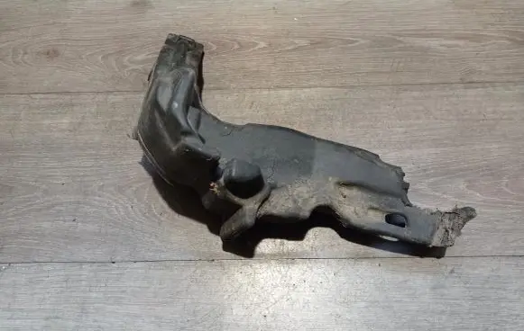 Volvo V40 Fender foam support/seal 31371933