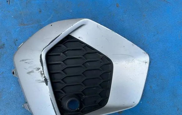 Audi A3 8Y Front bumper lower grill 8Y0807953 8Y0807681