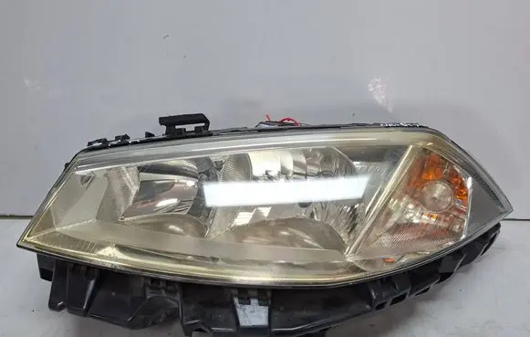 Renault Megane II Headlight/headlamp S27647847 8200073220