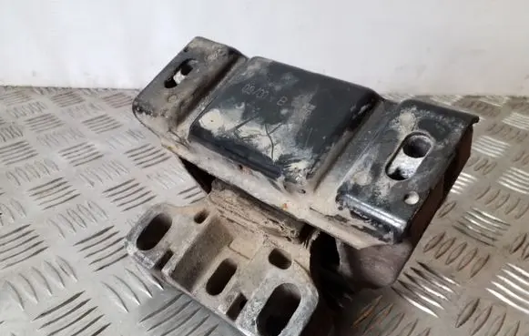 Volkswagen Golf IV Engine mount bracket 1J0199555