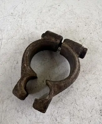 Iveco Daily 4th gen Sway bar bush bracket, front 