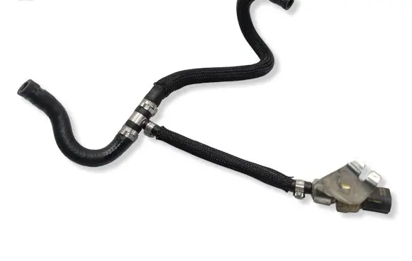 Mercedes-Benz E W212 Fuel pressure sensor A6510703081