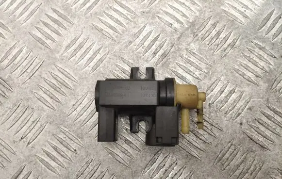 Volvo S60 Turbo solenoid valve 31293964