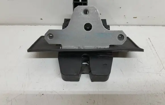 Volvo V60 Tailgate/trunk/boot lock/catch/latch 31335045