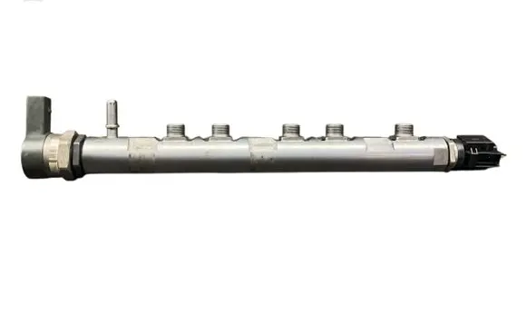 BMW 3 E92 E93 Fuel main line pipe 0281002868 0281002870 0445214131