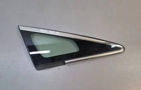 Toyota Prius (XW30) Front triangle window/glass 43R00034 00T20AS2