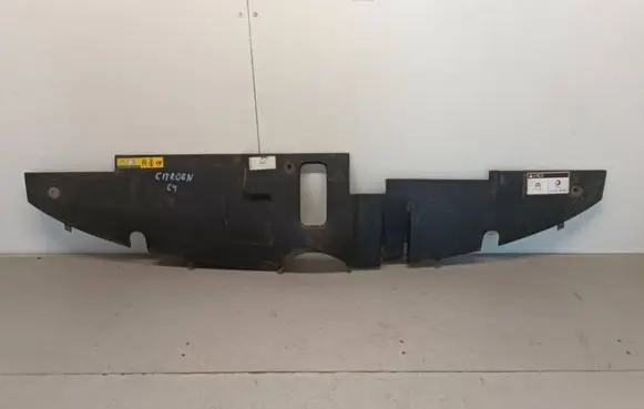 Radiator trim
