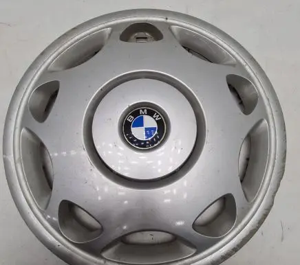 BMW 3 E36 R15 wheel hub/cap/trim 36131180104 6139100