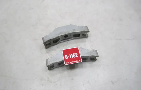 Volkswagen Golf VI Fuel Injector clamp holder 03L216