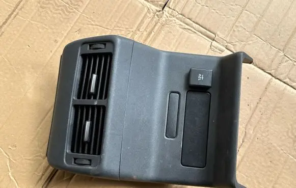 Land Rover Range Rover Velar Other center console (tunnel) element J8A219C785AC