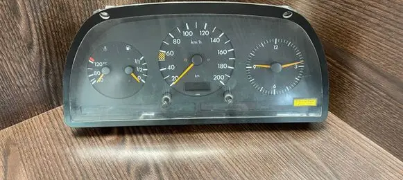Mercedes-Benz Vito Viano W638 Speedometer (instrument cluster) 0005428801
