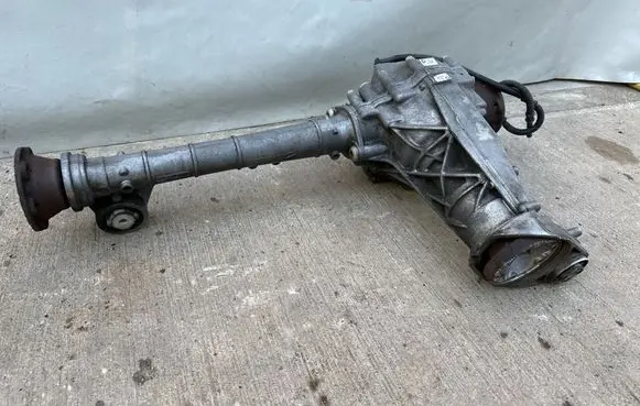 Volkswagen Touareg I Front differential 0AA409508D JYG AGT