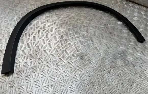 BMW X5 G05 Front arch trim 7440918