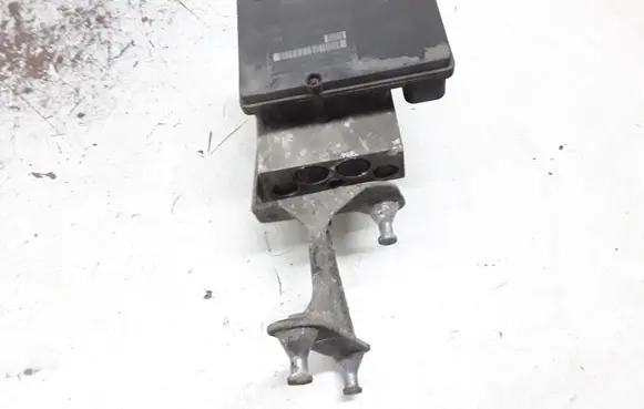Mercedes-Benz C W203 ABS Pump A2095452532 A2034310812001