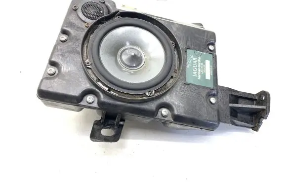 Jaguar XK8 - XKR Rear door speaker LJB4150BA 160JA26