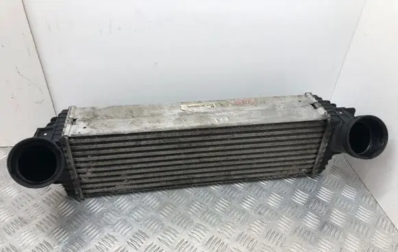 BMW X5 E70 Intercooler radiator 7533475 R5444001