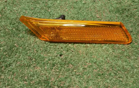Porsche 911 997 Front fender indicator light 98763103402 99763103402