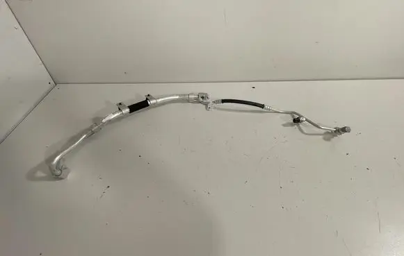 BMW X6 G06 Air conditioning (A/C) pipe/hose 9496579
