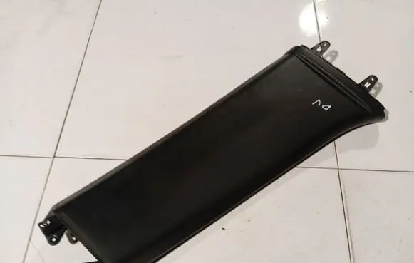 (B) pillar trim (top)