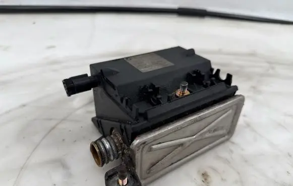 BMW 3 E46 Coolant heater 64126904668