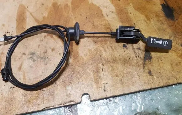 Peugeot 3008 I Engine bonnet/hood lock release cable 