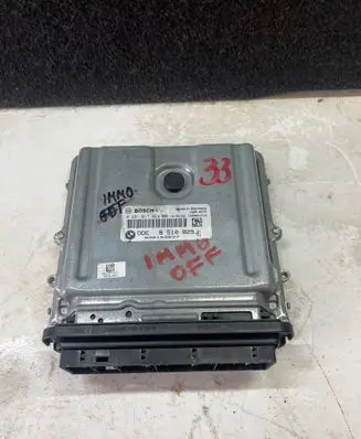 BMW 3 E90 E91 Engine control unit/module 0281017024 8510829