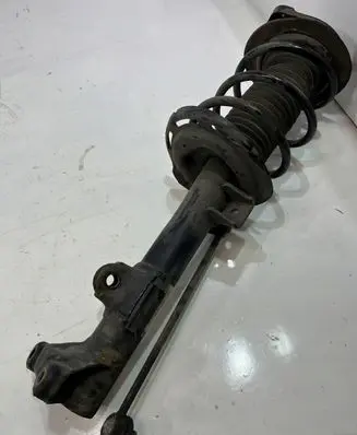 Mercedes-Benz C AMG W204 Front shock absorber/damper A2043202666 | 888.112.365