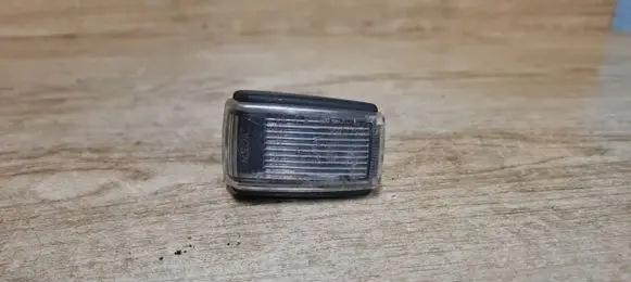 Volvo S40, V40 Front fender indicator light 6R0142631