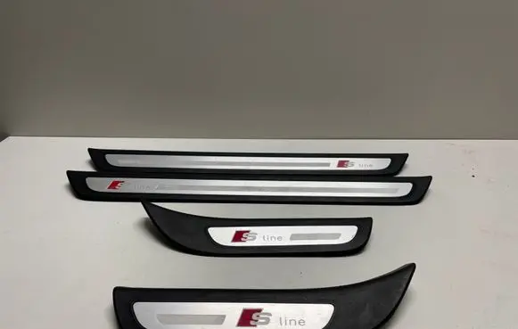 Audi Q5 SQ5 sill trim set (inner) 8R0853373