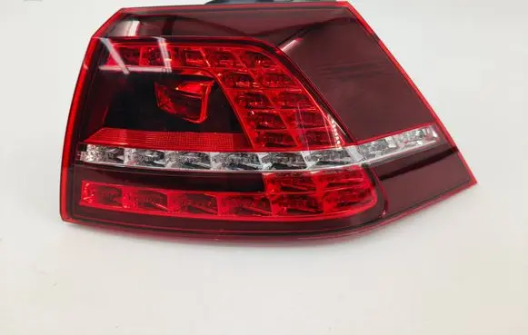 Volkswagen Golf VII Rear/tail lights 5G0945208 81230201