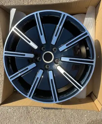 Porsche Taycan 9J1 R20 alloy rim 9J1601025F