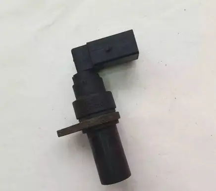 BMW 7 E38 Crankshaft position sensor 13622247926