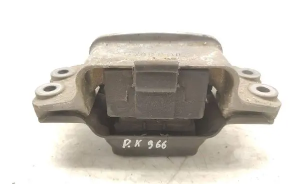Audi A3 S3 A3 Sportback 8P Engine mount bracket 1K0199555