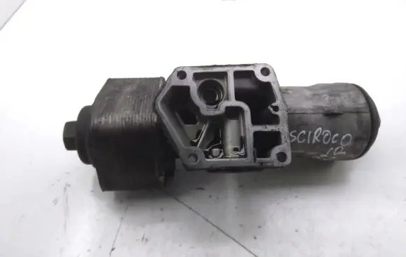 Volkswagen Scirocco Oil filter mounting bracket