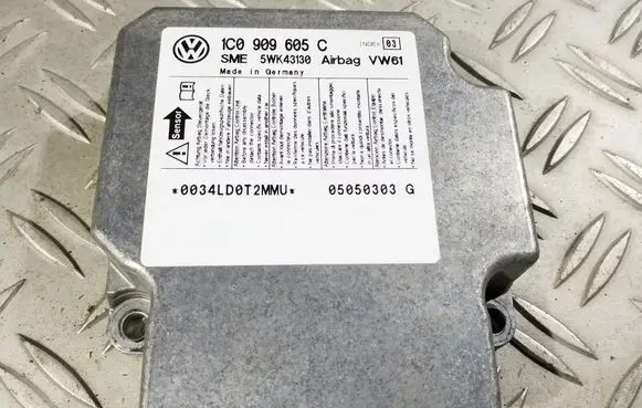 Volkswagen PASSAT B5.5 Airbag control unit/module 1C0909605C 5WK43130 05050303G