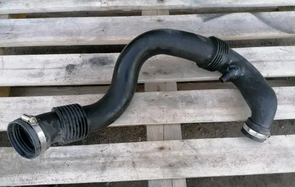 Renault Master III Air intake hose/pipe 8200107549