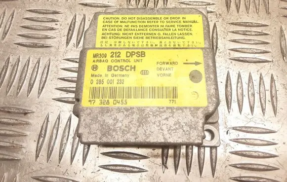 Mitsubishi Carisma Airbag control unit/module MR309212 0285001232